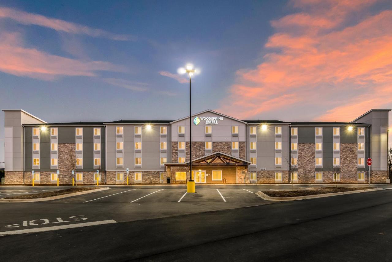 Woodspring Suites Charlotte - University Research Park Eksteriør bilde